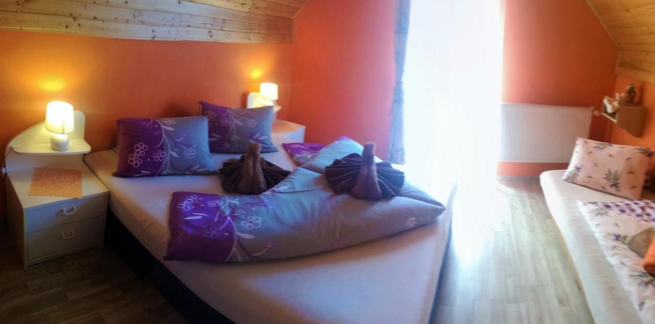 Privat Ria Apartment Pavlova Ves Exterior photo